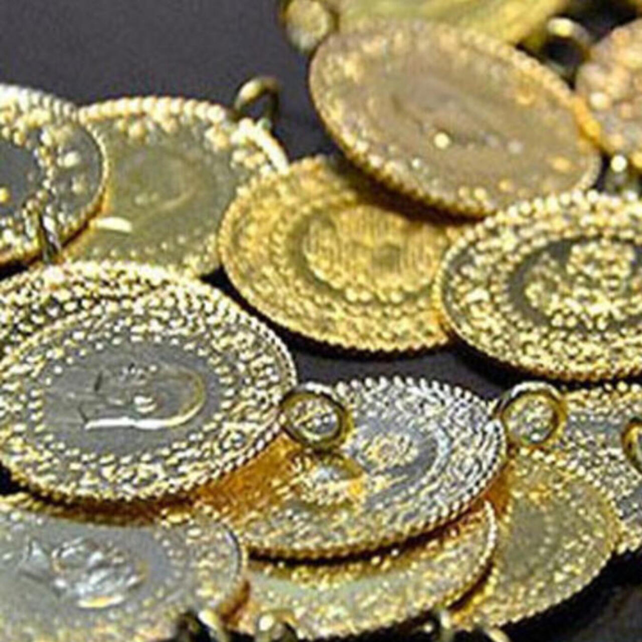 Gram altın rekor seviyesini koruyor