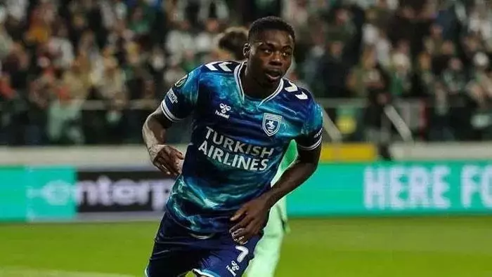 ARA TRANSFER DE İLK BOMBA SARI LACİVERTLİLERDEN MUSABA !