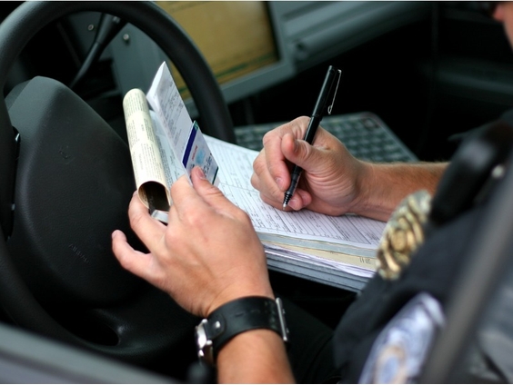 BUNU SAKIN YAPMAYIN KAZA YAPIP OLAY YERİNDEN AYRILANA AĞIR YAPTIRIM !