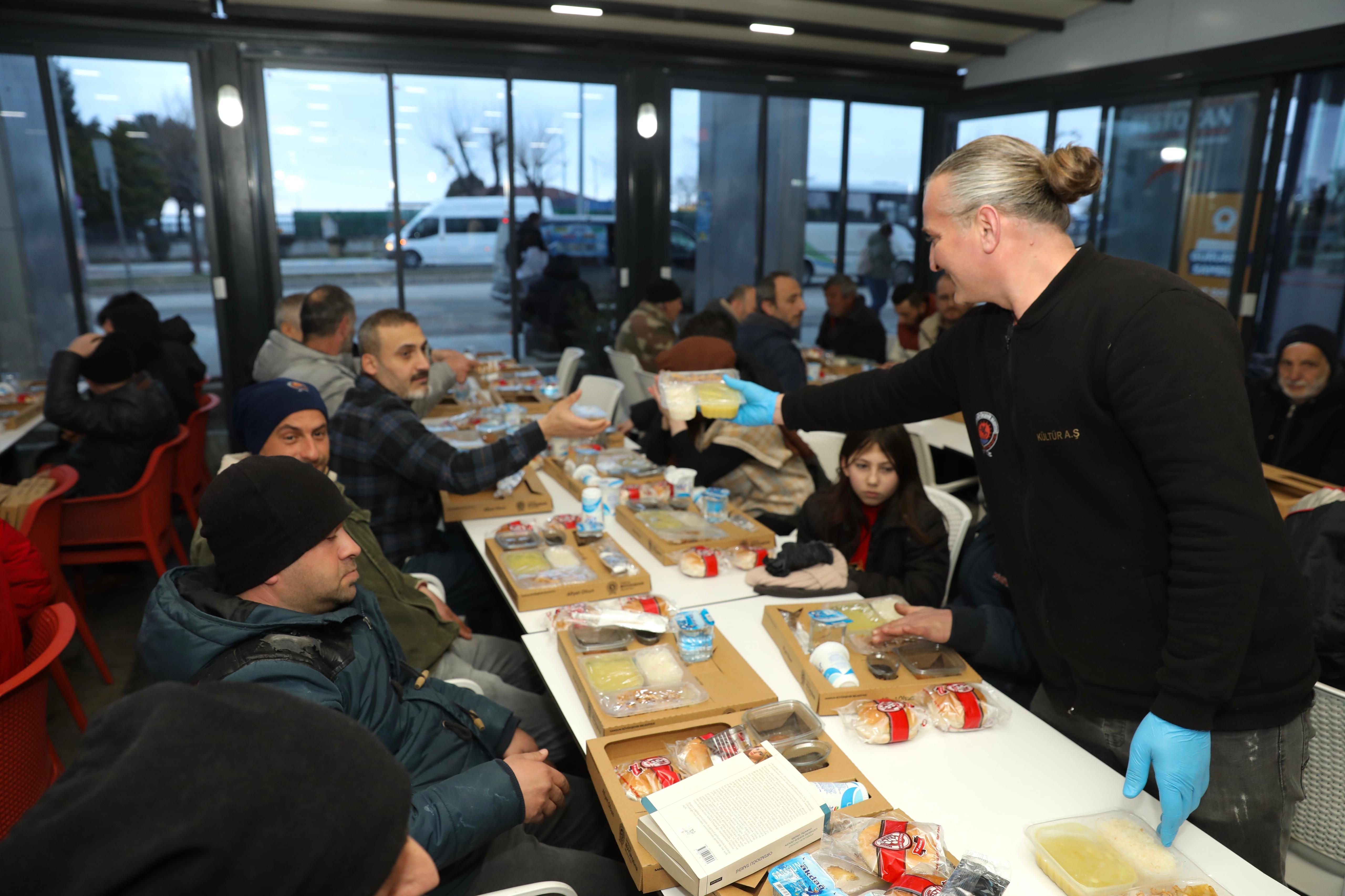 BÜYÜKŞEHİR RAMAZAN AYINDA BİNLERCE GÖNÜLE DOKUNACAK